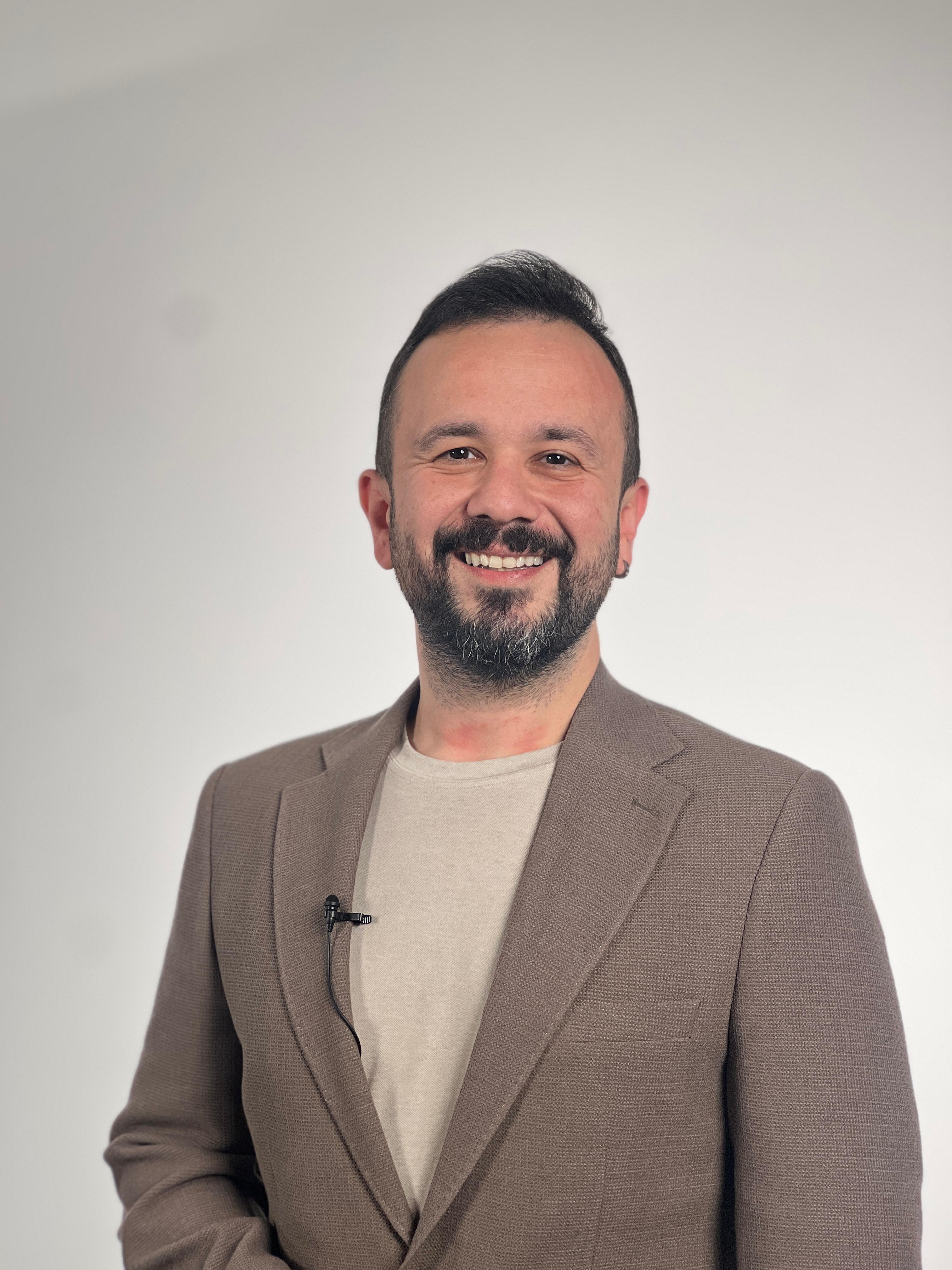 Dr. Çağrı Akçay